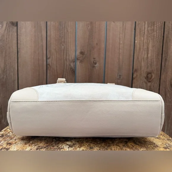 Juicy Couture Velour Never A Dull Moment Handbag - Picture 16 of 16